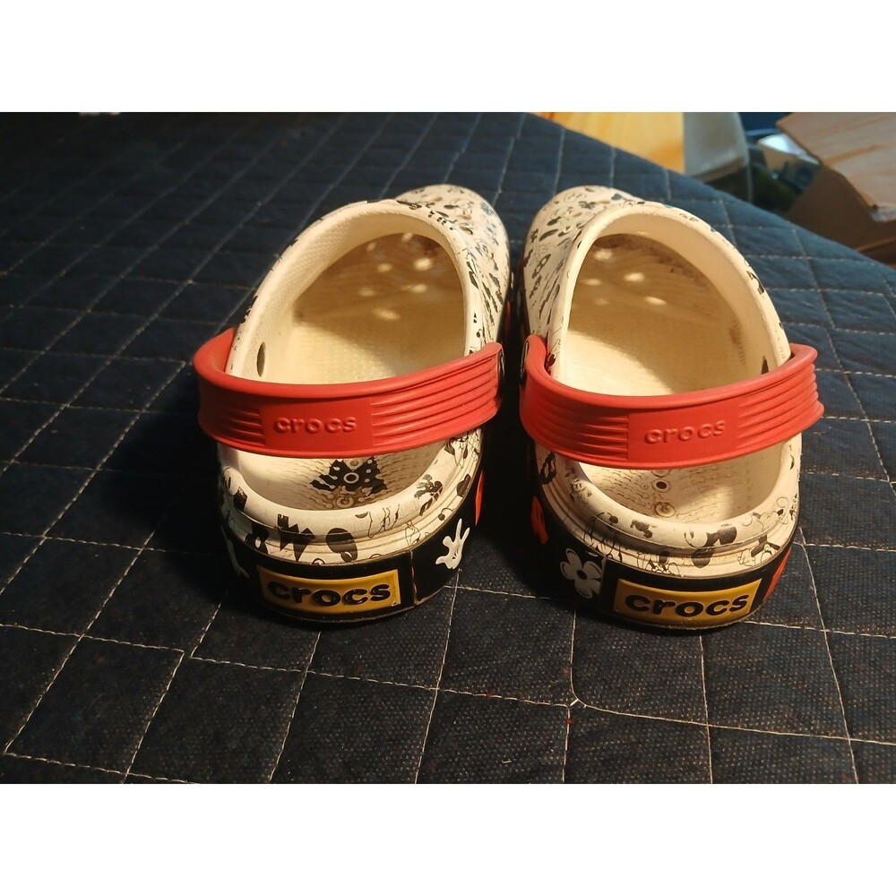 CROCS Kids' Mickey and Minnie Mouse Clogs- Red and Black size 1 J - Picture 4 of 5